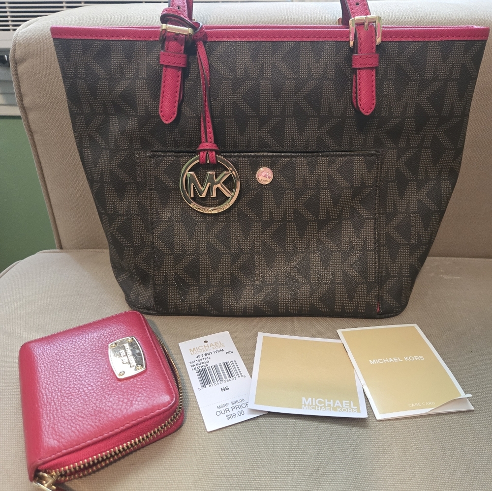 Michael Kors Black and Red Women's Tote Bag